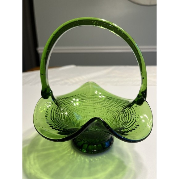Unbranded Accents Vintage Blown Glass Basket Applied Handle Green